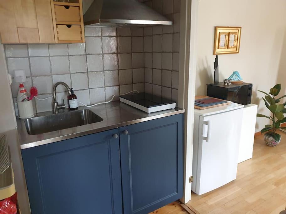 Centrala Stan- 2-Rums Gaestsvit, Perfekt Foer Kollegor Som Oenskar Separata Rum Umea Bagian luar foto